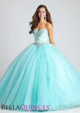 allure Q541F Aqua bella quinces photography