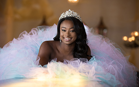 Quinceanera photography in Cruz Building