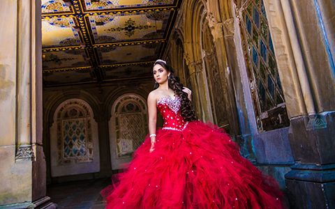 Bella Quinces Photography en Miami, Quinceanera photography red dress