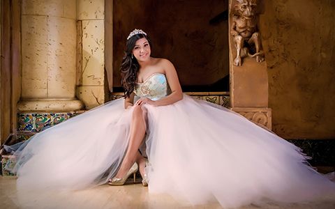 Bella Quinces Photography in Miami, Quinceanera photography